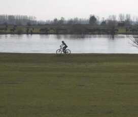 Radfahren am Kerkini-See