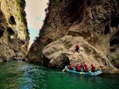 Rafting στους ποταμούς Άραχθο και Καλαρρύτικο