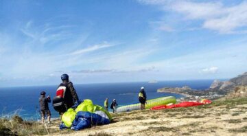 Paragliding flight to Chania, Crete