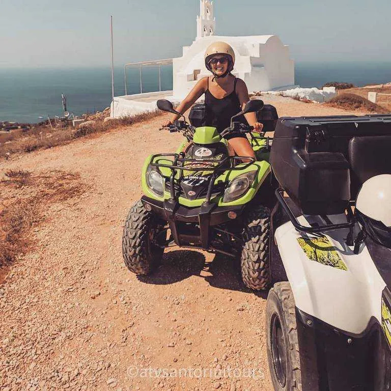 ATV-Quad in Santorini