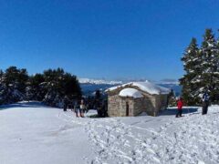 Βόλτα με Χιονορακέτες στο Παρνασσό