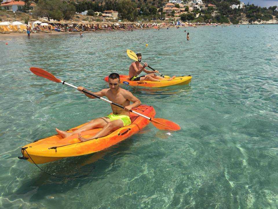 Θαλάσσιο Kayak στο Τολό
