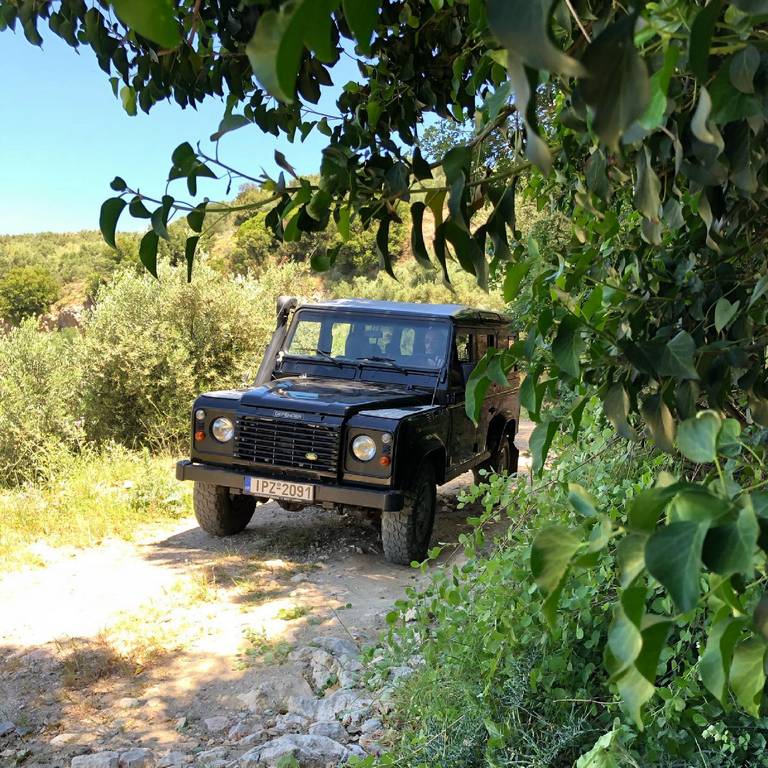 Jeep Safari Riviera on the coast to Sounion