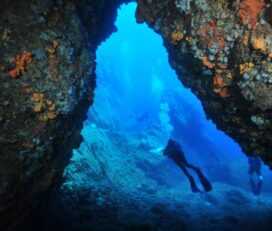 Discover scuba diving in Naxos