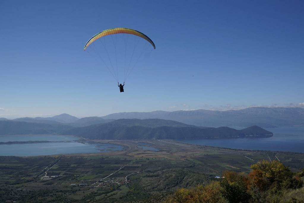 Parachute Paragliding in Prespes