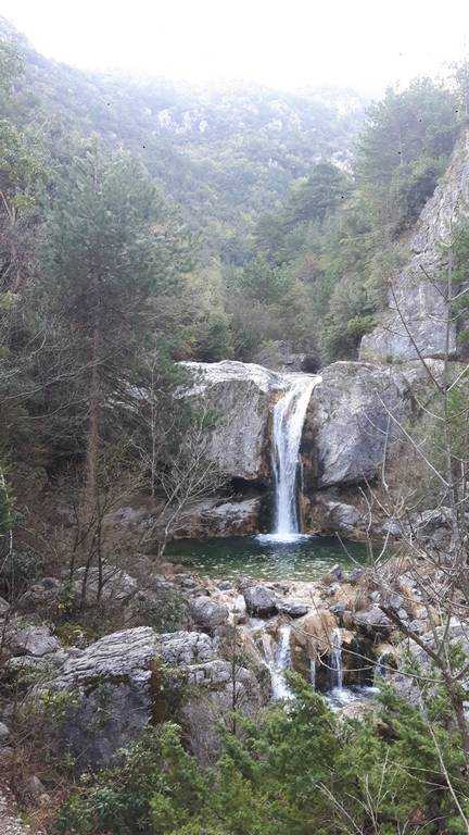 Hiking to the waterfall of Orlias and the Koromilia shelter