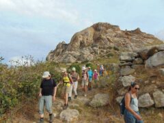 Tour of Exomburgos in Tinos