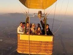 Balloon flight on Mount Olympus