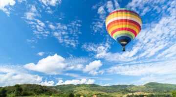 Hot air balloon flights in Marathon