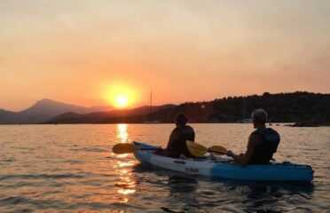 Enjoy the magical sunset of Poros by kayak